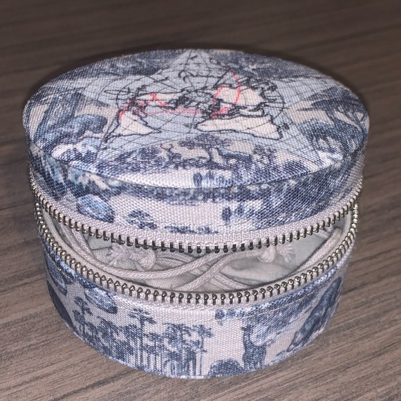 DIOR BEAUTE Around the World Jewlery Box | Brand New Not Used; Unboxed - Picture 5 of 7